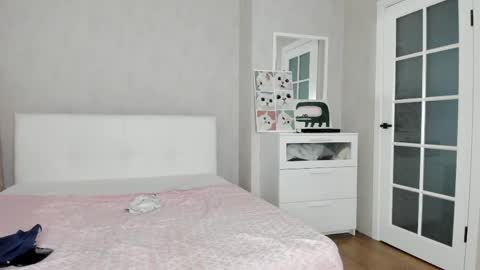 Melena online show from April 25, 1:41 pm