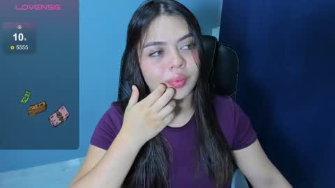 Amy and my doll online show from June 10, 3:06 am
