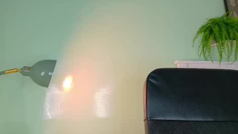 PARIS online show from October 20, 7:50 pm