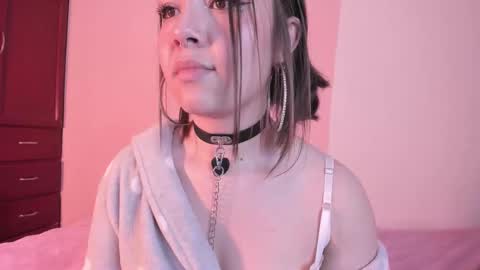 Snapshot of pariss_gold chatting on September 28, 7:36 am PARISS online show from September 28, 7:36 am
