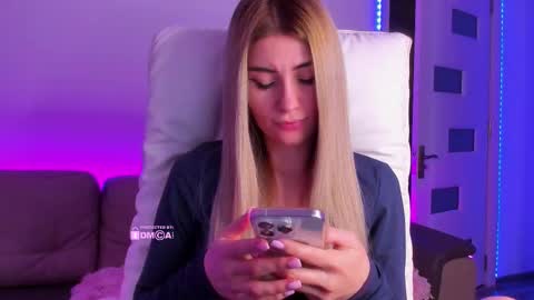 passionkc online show from December 21, 5:22 am