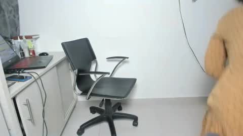 patyamorr online show from April 4, 1:48 am