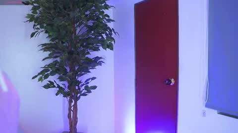 Paula online show from November 14, 11:05 pm