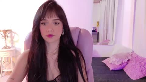 Sofa online show from April 26, 9:34 pm