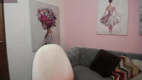 Pau online show from December 4, 12:51 pm