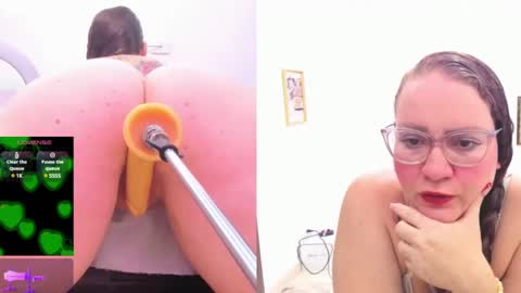 Snapshot of paulina_davis_ chatting on February 18, 3:21 am Paulina Davis online show from February 18, 3:21 am