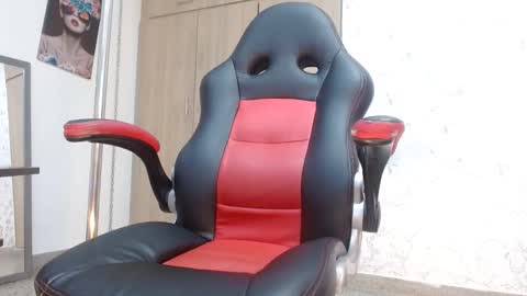 Paulina Rubio online show from February 25, 7:16 pm