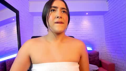 Snapshot of paulina_sweett chatting on October 13, 1:36 pm Paulina online show from October 13, 1:36 pm