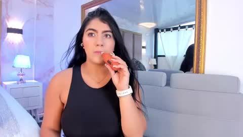 Snapshot of paulinaduarte_ chatting on February 15, 7:28 pm Paulina online show from February 15, 7:28 pm