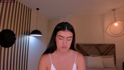 Paulina Santos  online show from April 28, 6:34 pm