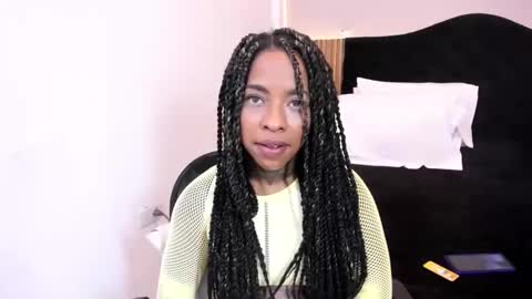 Pauline online show from April 26, 2:31 am