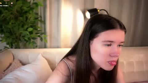 Beautiful Mila online show from June 20, 2:26 am