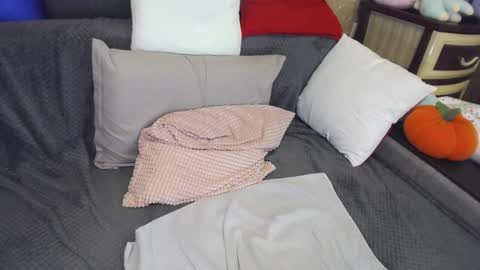 FOUNTAIN SQUIRT online show from October 24, 2:57 pm