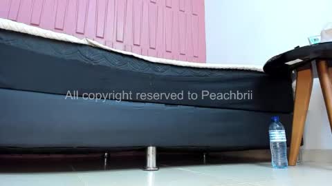 Snapshot of peachbrii chatting on September 22, 1:53 pm Briana online show from September 22, 1:53 pm