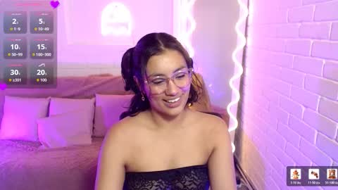 peachy_tay online show from January 9, 11:58 am