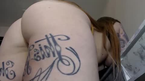 Snapshot of peachyykat chatting on September 19, 11:37 pm kat online show from September 19, 11:37 pm
