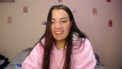 Snapshot of pearl_3 chatting on October 10, 4:17 am Pearl online show from October 10, 4:17 am