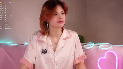 Lily online show from October 7, 1:21 am