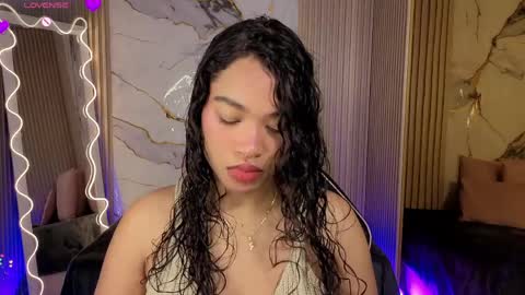 penelope online show from April 8, 3:30 am