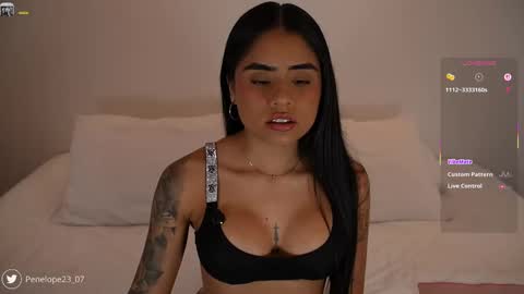 penelopesexx_ online show from October 17, 9:40 pm