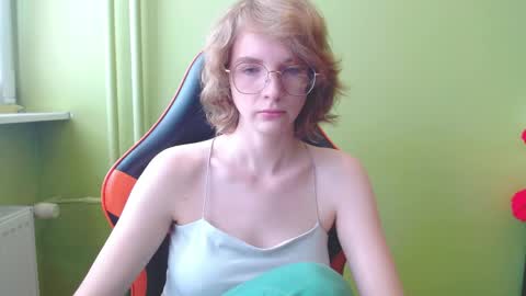 Penny online show from April 28, 6:39 am