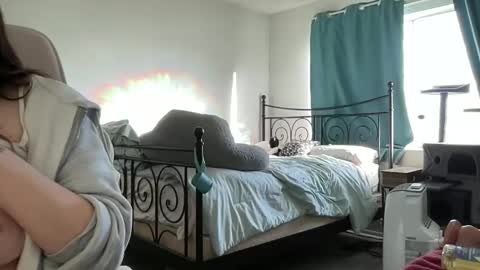 Penny Lane online show from April 29, 1:09 am