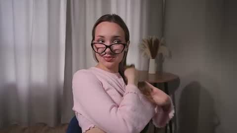 im Kira today is my 1st day here 3 online show from June 28, 4:41 am