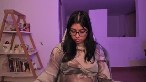 Sarah Ana Banana online show from February 18, 5:20 am