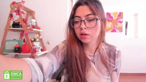 Sarah Ana Banana online show from October 16, 6:54 pm