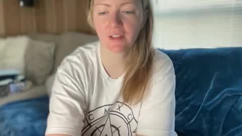 Nelly online show from January 12, 3:28 pm