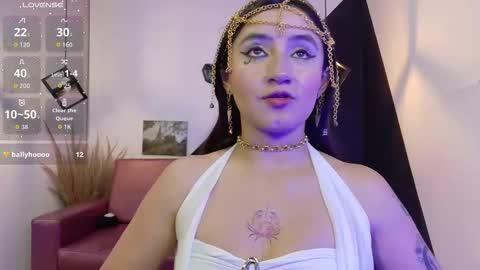 Snapshot of perla_campbell chatting on October 9, 8:35 pm online show from October 9, 8:35 pm
