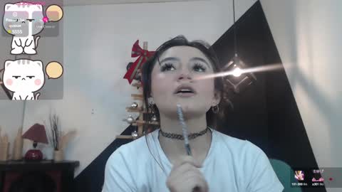 Snapshot of perla_campbell chatting on December 5, 8:22 pm online show from December 5, 8:22 pm
