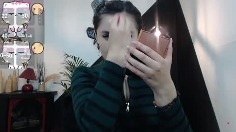 Snapshot of perla_campbell chatting on December 30, 7:32 pm online show from December 30, 7:32 pm
