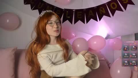 Snapshot of perla_slim chatting on March 4, 3:33 am Perla Jones online show from March 4, 3:33 am