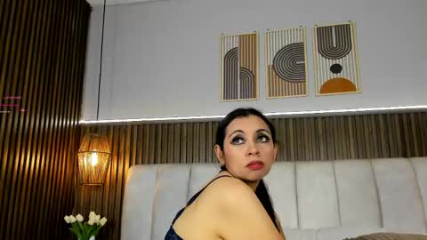 PerlaPreciosa online show from April 14, 4:12 am