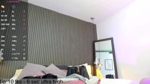 Lizza online show from November 16, 11:43 am