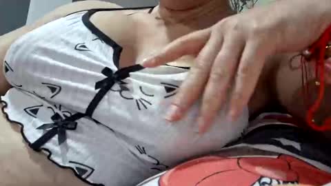 Snapshot of pervygirl69 chatting on March 4, 7:11 pm Lisa - online show from March 4, 7:11 pm