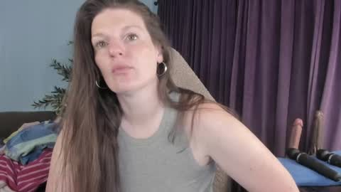 Kelly online show from April 22, 11:51 am