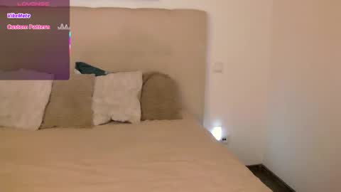 Peters Emily online show from April 25, 10:07 pm