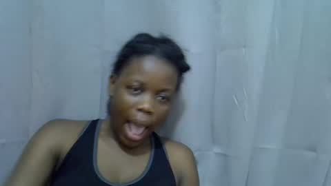 Snapshot of petite_melan chatting on September 30, 4:12 pm petite_melan online show from September 30, 4:12 pm