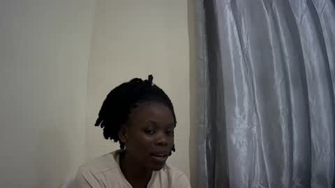 Snapshot of petite_melan chatting on October 17, 4:48 am petite_melan online show from October 17, 4:48 am