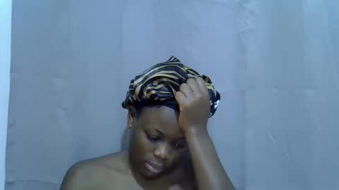 Snapshot of petite_melan chatting on September 29, 2:00 pm petite_melan online show from September 29, 2:00 pm