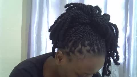 Snapshot of petite_melan chatting on October 19, 7:54 am petite_melan online show from October 19, 7:54 am