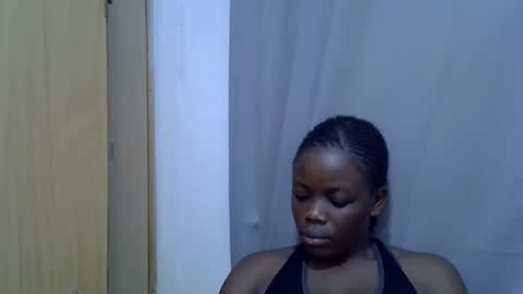 Snapshot of petite_melan chatting on September 15, 6:43 am petite_melan online show from September 15, 6:43 am