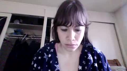 Snapshot of petitedoll30 chatting on January 1, 7:10 pm Petitedoll30 online show from January 1, 7:10 pm