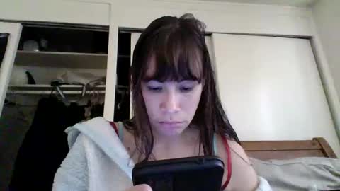 Snapshot of petitedoll30 chatting on December 20, 10:00 pm Petitedoll30 online show from December 20, 10:00 pm