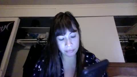 Snapshot of petitedoll30 chatting on February 13, 10:33 pm Petitedoll30 online show from February 13, 10:33 pm