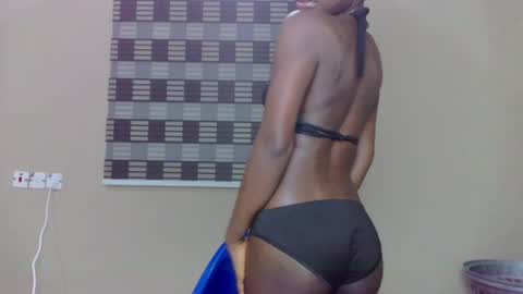 petitexxebony online show from June 26, 7:48 pm