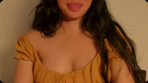 Snapshot of petitgirl_ chatting on September 18, 5:00 pm J A S S online show from September 18, 5:00 pm
