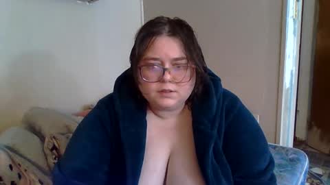 Snapshot of petmykitty chatting on September 15, 6:26 pm The Aspie Kitty twitterthishunonfire online show from September 15, 6:26 pm